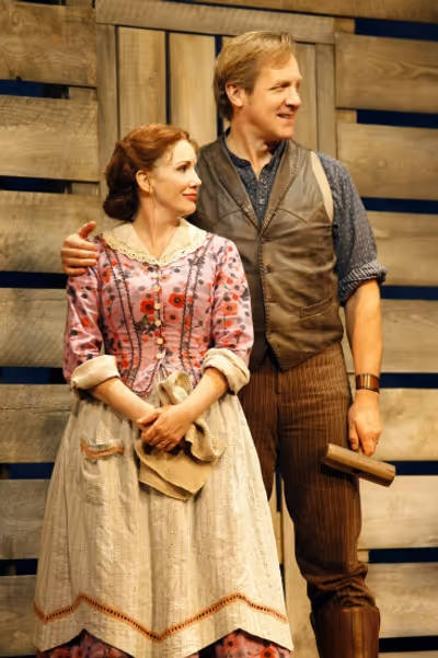 Melissa Gilbert as Caroline Ingalls and Steve Blanchard as Charles Ingalls Photo